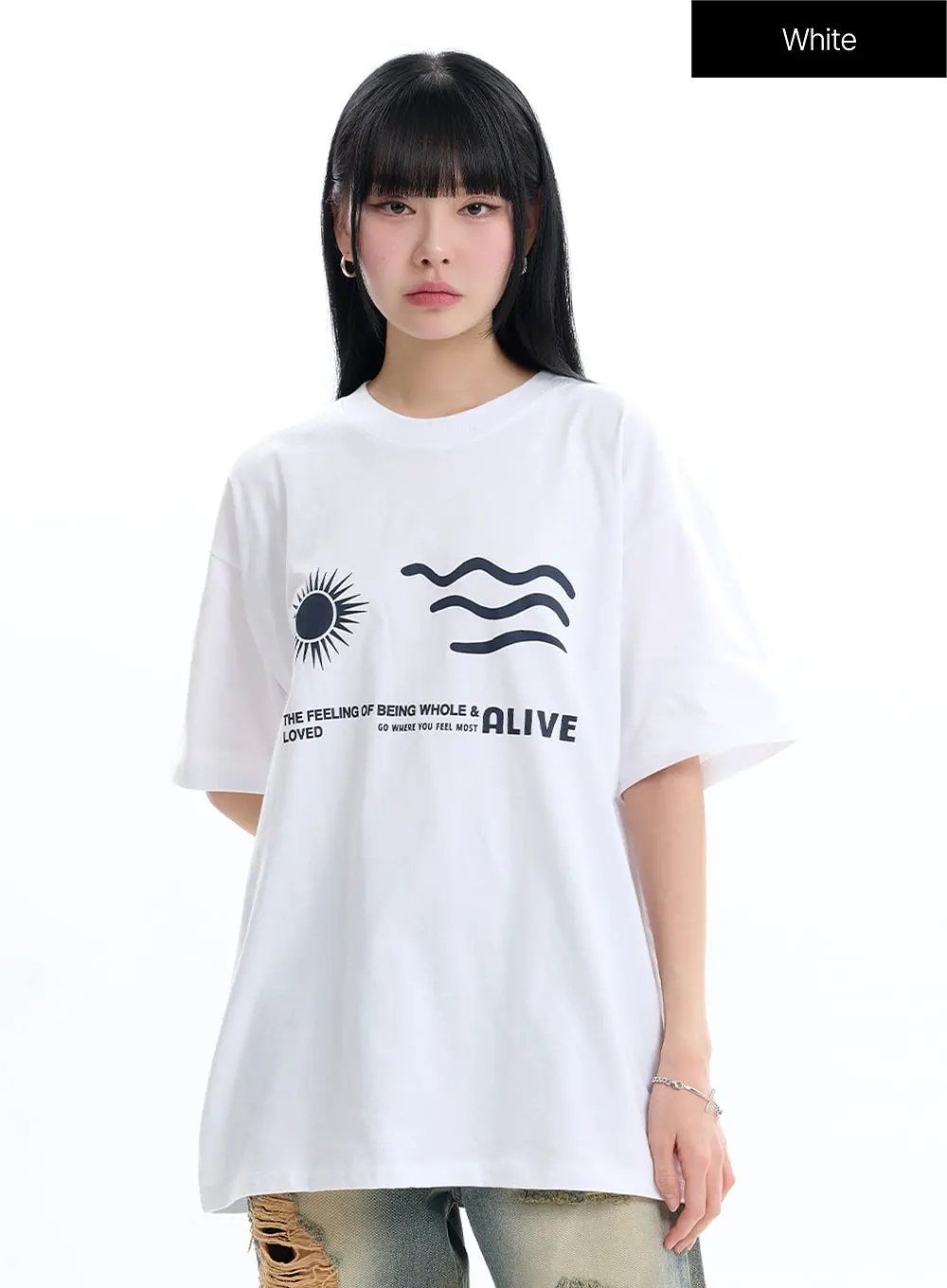 ALIVE Oversized T-Shirt IF413