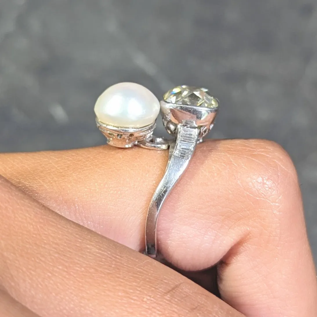 Mid-Century 3.52 CTW Old Mine Cut Diamond Pinctada Pearl Platinum Toi-Et-Moi Vintage Ring GIA