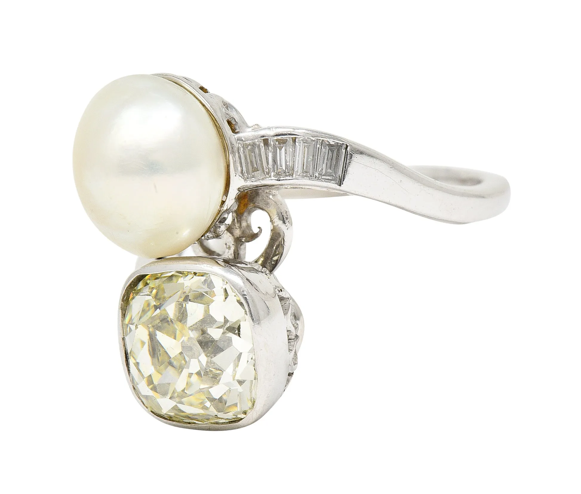 Mid-Century 3.52 CTW Old Mine Cut Diamond Pinctada Pearl Platinum Toi-Et-Moi Vintage Ring GIA