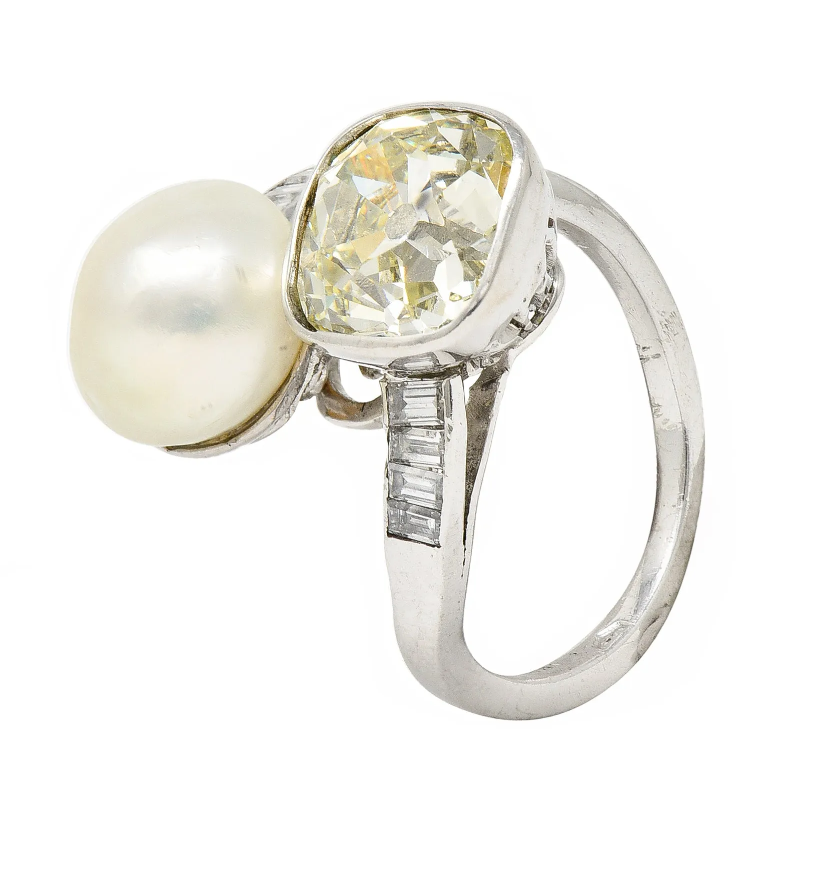 Mid-Century 3.52 CTW Old Mine Cut Diamond Pinctada Pearl Platinum Toi-Et-Moi Vintage Ring GIA