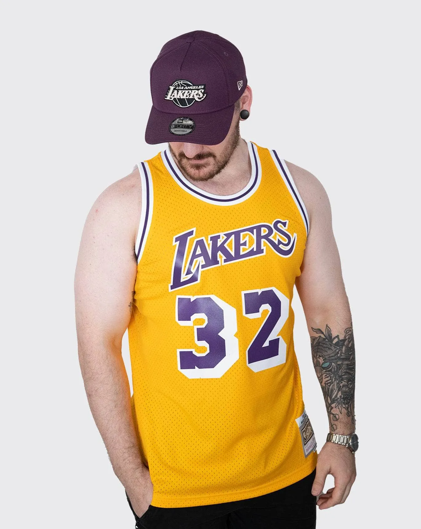 Mitchell & Ness Lakers Magic ’84-’85 Swing Jersey