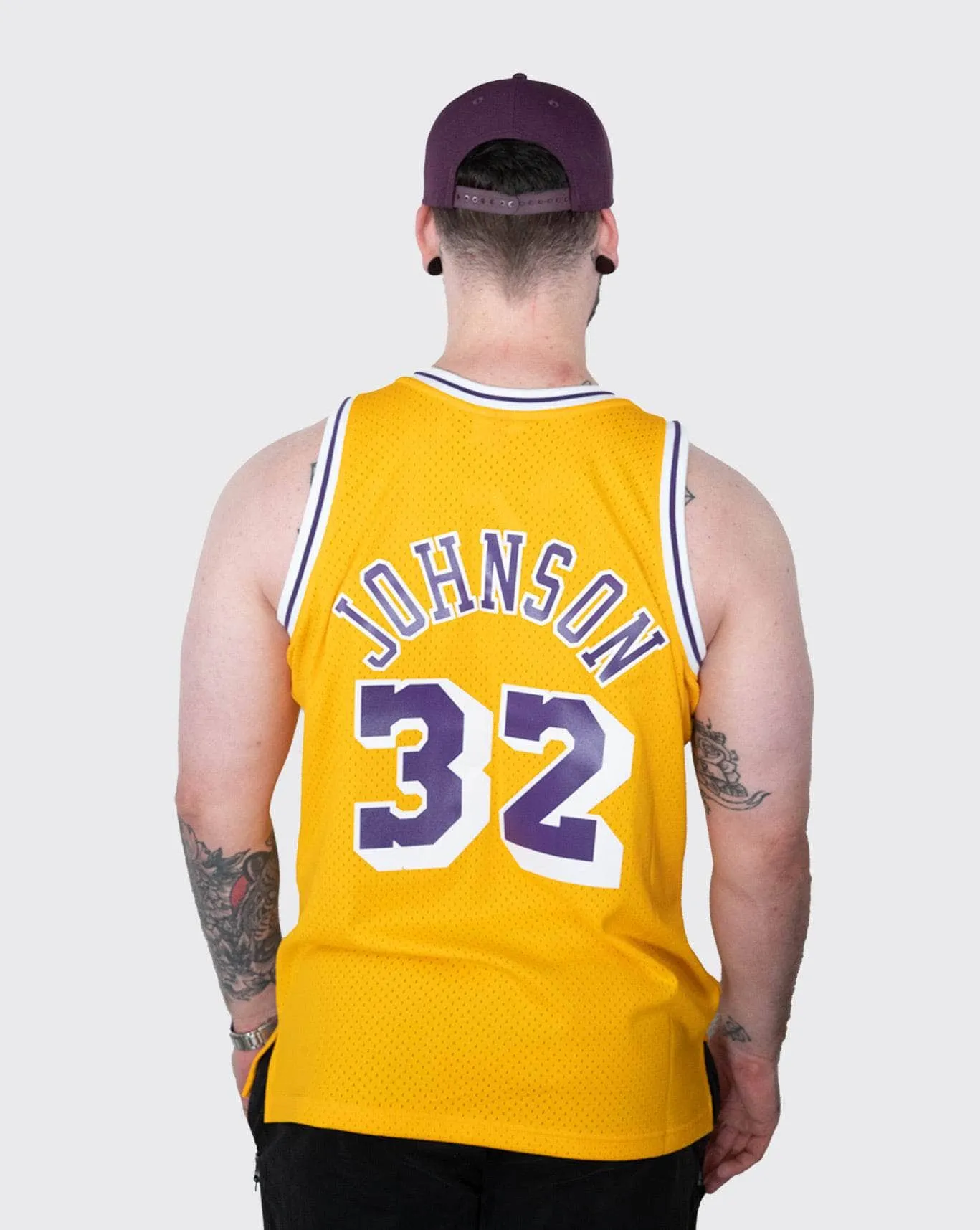 Mitchell & Ness Lakers Magic ’84-’85 Swing Jersey