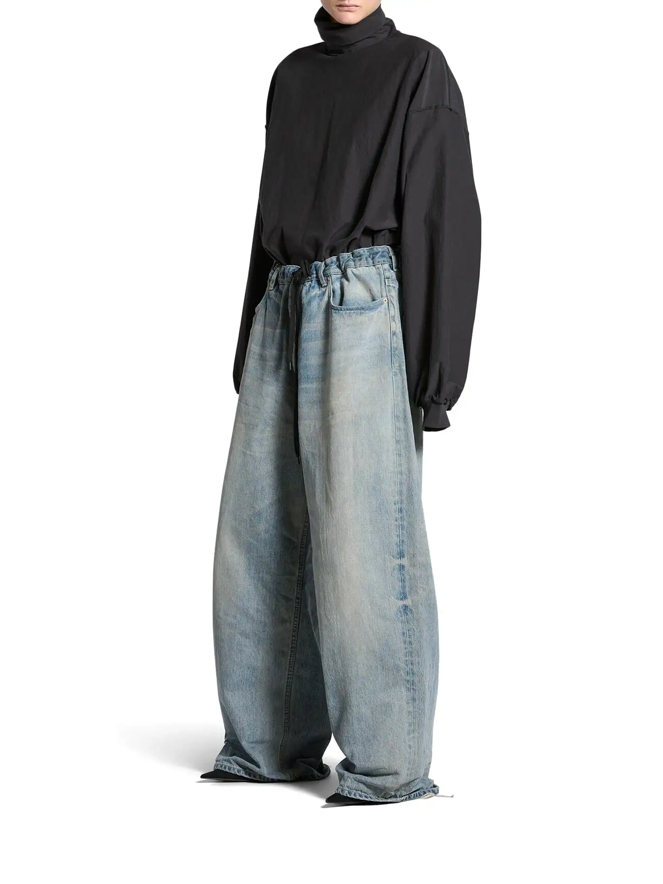 OVERSIZED BAGGY PANTS IN BLUE