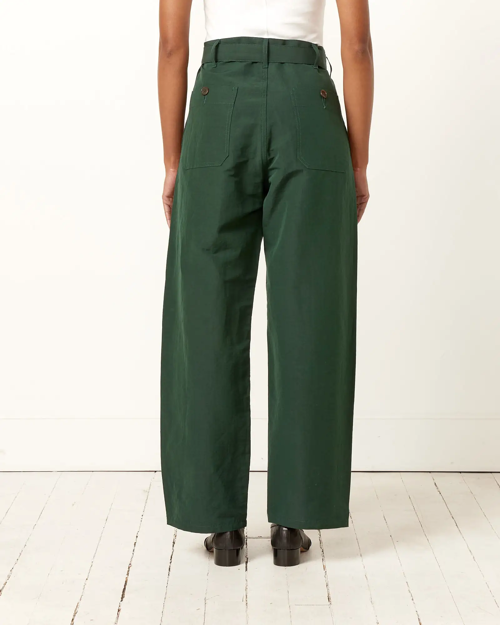 Weather Pant in Dark Green